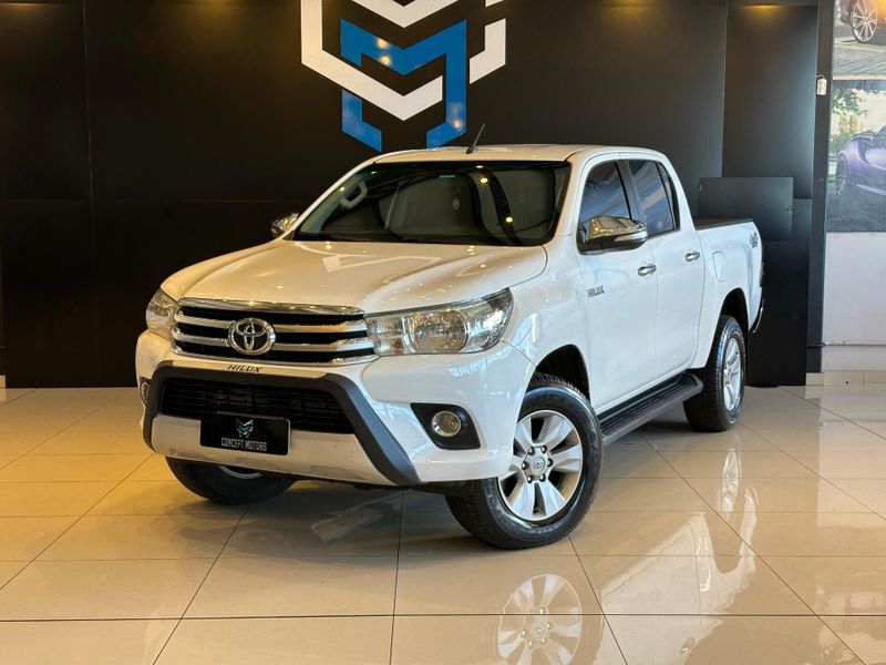 Toyota Hilux CD SRV 4×4 2.8 TDI Diesel Aut. 2016/2016 CONCEPT MOTORS PASSO FUNDO / Carros no Vale