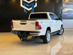 Toyota Hilux CD SRV 4×4 2.8 TDI Diesel Aut. 2016/2016 CONCEPT MOTORS PASSO FUNDO / Carros no Vale