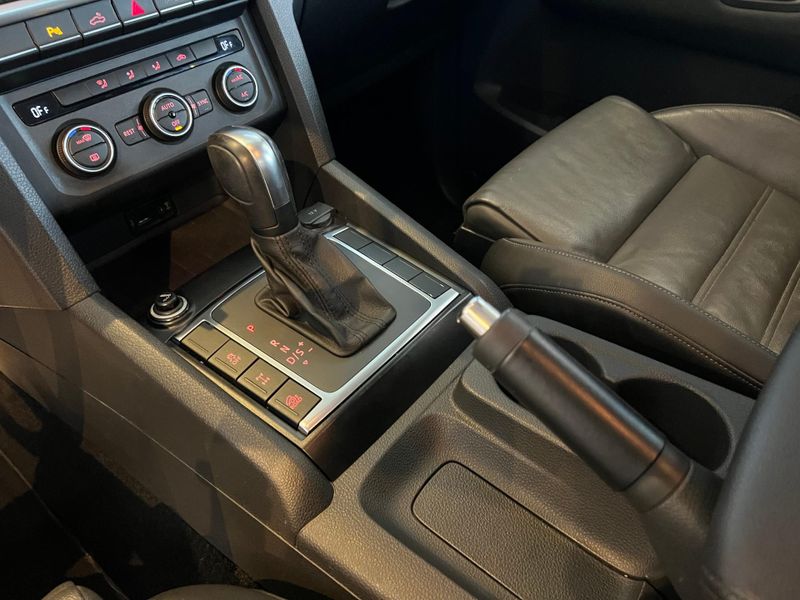 Volkswagen Amarok Extreme CD 3.0 4×4 TB Dies Aut. 2019/2019 CONCEPT MOTORS PASSO FUNDO / Carros no Vale