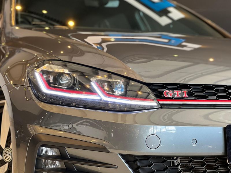 Volkswagen Golf GTi 350 TSI 2.0 230cv 16V Aut. 2019/2019 CONCEPT MOTORS PASSO FUNDO / Carros no Vale