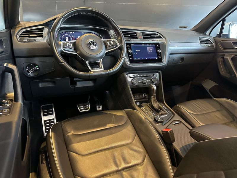 Volkswagen Tiguan Allspac R-Line 350 TSI 2.0 4×4 2019/2019 CONCEPT MOTORS PASSO FUNDO / Carros no Vale