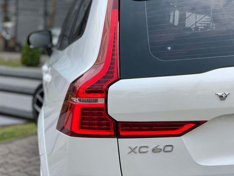 Volvo XC60 T-8 POLESTAR 2.0 (HÃ­brido) 2021/2021 CONCEPT MOTORS PASSO FUNDO / Carros no Vale