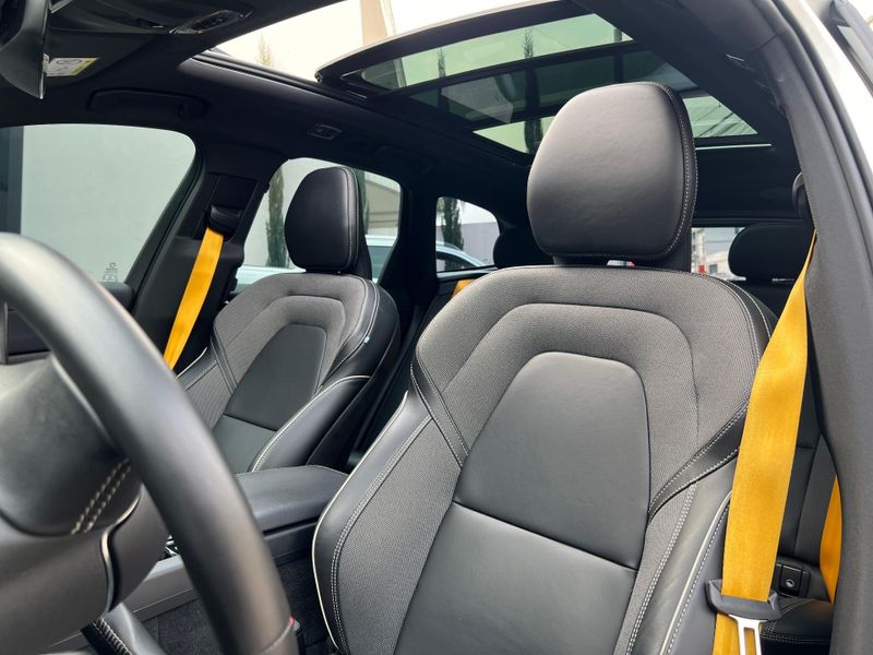 Volvo XC60 T-8 POLESTAR 2.0 (HÃ­brido) 2021/2021 CONCEPT MOTORS PASSO FUNDO / Carros no Vale