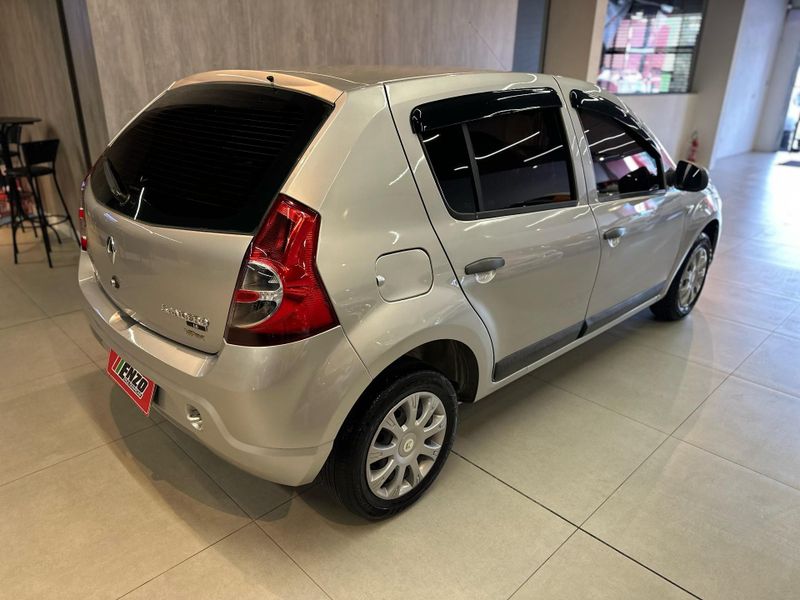Renault Sandero EXP 16 2009/2010 ENZO MULTIMARCAS CAXIAS DO SUL / Carros no Vale