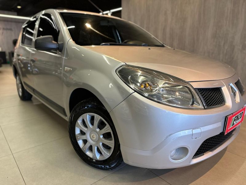 Renault Sandero EXP 16 2009/2010 ENZO MULTIMARCAS CAXIAS DO SUL / Carros no Vale