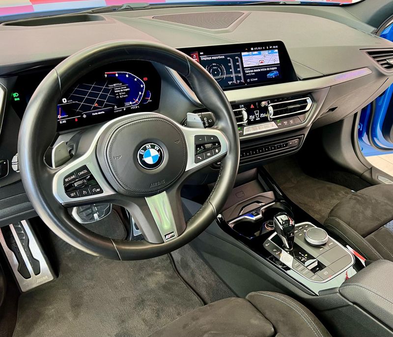 BMW M 135i XDRIVE 2.0 TB 306cv 2019/2020 PC VEÍCULOS SANTA CRUZ DO SUL / Carros no Vale