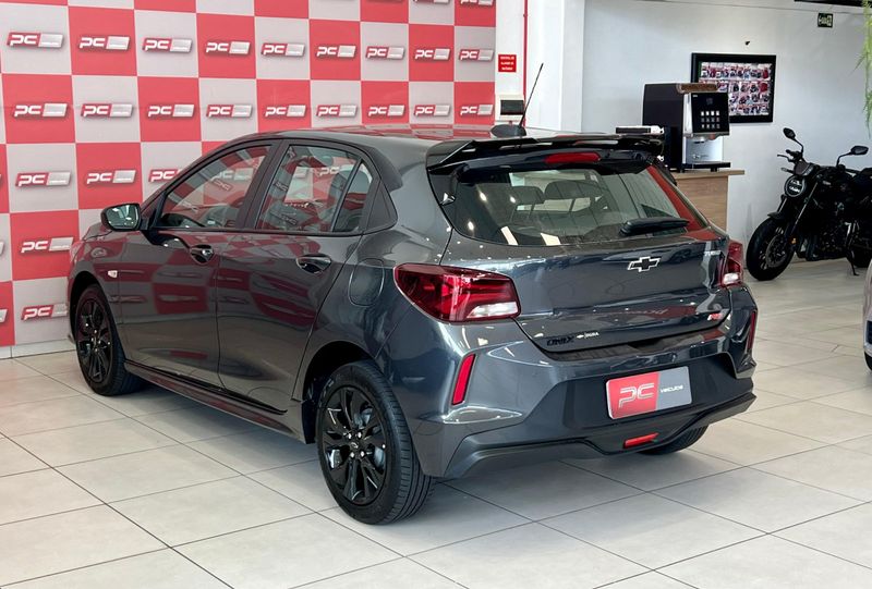 CHEVROLET ONIX HATCH RS 1.0 TB 12V 2023/2024 PC VEÍCULOS SANTA CRUZ DO SUL / Carros no Vale