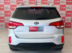 KIA Sorento 2.4 16V 4×2 2014/2015 PC VEÍCULOS SANTA CRUZ DO SUL / Carros no Vale