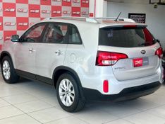 KIA Sorento 2.4 16V 4×2 2014/2015 PC VEÍCULOS SANTA CRUZ DO SUL / Carros no Vale