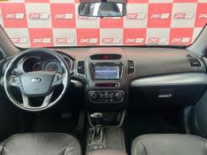 KIA Sorento 2.4 16V 4×2 2014/2015 PC VEÍCULOS SANTA CRUZ DO SUL / Carros no Vale
