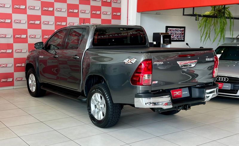 Toyota Hilux CD SR 4×4 2.8 TDI 2020/2020 PC VEÍCULOS SANTA CRUZ DO SUL / Carros no Vale