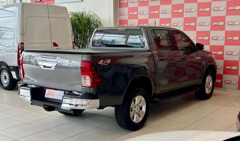 Toyota Hilux CD SR 4×4 2.8 TDI 2020/2020 PC VEÍCULOS SANTA CRUZ DO SUL / Carros no Vale