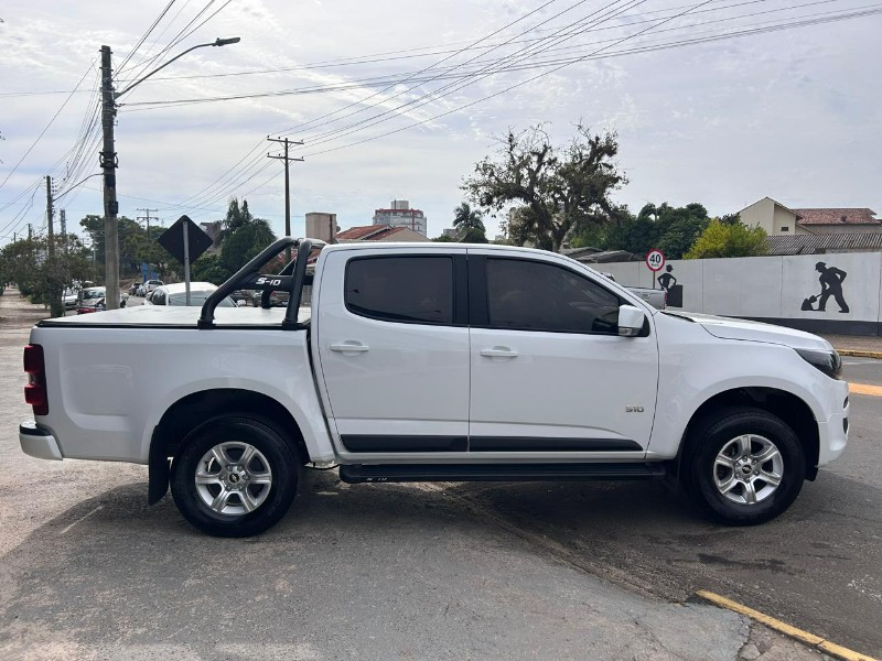 CHEVROLET S10 PICK-UP LT 2.5 FLEX 4X2 CD AUT. 2019/2019 LS MULTIMARCAS VENÂNCIO AIRES / Carros no Vale