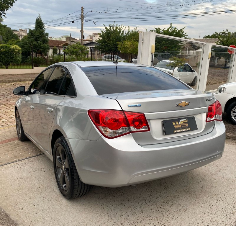 CHEVROLET CRUZE LT 1.8 16V FLEXPOWER 4P AUT. 2013/2013 WS MULTIMARCAS VENÂNCIO AIRES / Carros no Vale