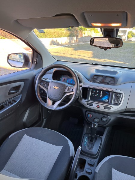 CHEVROLET SPIN 1.8 ADVANTAGE 8V FLEX 4P AUTOMÁTICO 2017/2018 BOSCO AUTOMÓVEIS GUAPORÉ / Carros no Vale