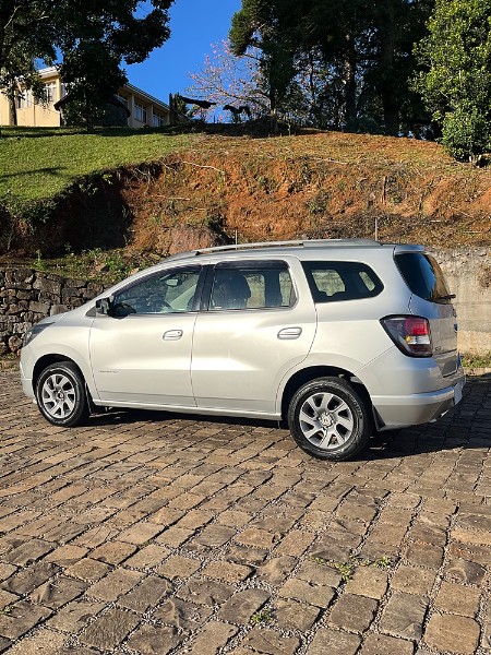 CHEVROLET SPIN 1.8 ADVANTAGE 8V FLEX 4P AUTOMÁTICO 2017/2018 BOSCO AUTOMÓVEIS GUAPORÉ / Carros no Vale