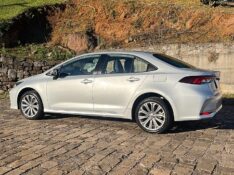 TOYOTA COROLLA 2.0 XEI 16V FLEX 4P AUTOMÁTICO 2022/2023 BOSCO AUTOMÓVEIS GUAPORÉ / Carros no Vale