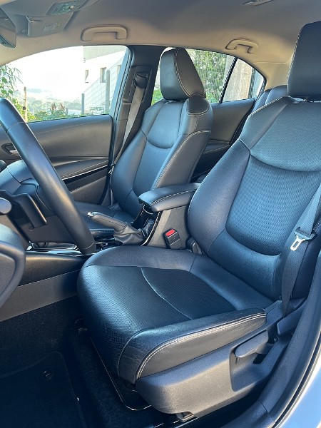 TOYOTA COROLLA 2.0 XEI 16V FLEX 4P AUTOMÁTICO 2022/2023 BOSCO AUTOMÓVEIS GUAPORÉ / Carros no Vale
