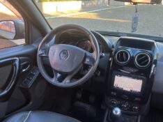 RENAULT OROCH DYNAMIQUE 1.6 MT 2015/2016 BOSCO AUTOMÓVEIS GUAPORÉ / Carros no Vale
