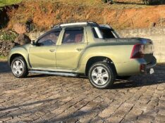 RENAULT OROCH DYNAMIQUE 1.6 MT 2015/2016 BOSCO AUTOMÓVEIS GUAPORÉ / Carros no Vale