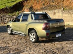 RENAULT OROCH DYNAMIQUE 1.6 MT 2015/2016 BOSCO AUTOMÓVEIS GUAPORÉ / Carros no Vale