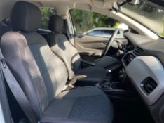 CHEVROLET ONIX JOY 1.0 2016/2017 ESTAÇÃO DO CARRO ESTRELA / Carros no Vale
