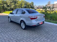 FIAT GRAND SIENA 1.6 MPI ESSENCE 2014/2014 ELY AUTOMÓVEIS LAJEADO / Carros no Vale
