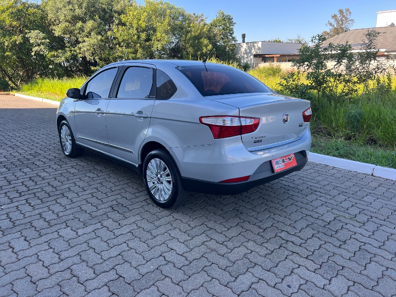 FIAT GRAND SIENA 1.6 MPI ESSENCE - 2014