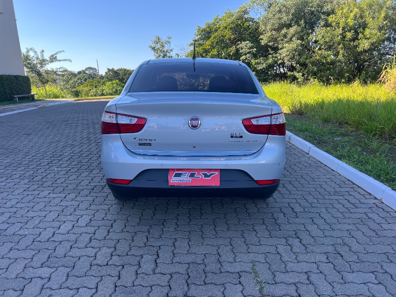 FIAT GRAND SIENA 1.6 MPI ESSENCE - 2014