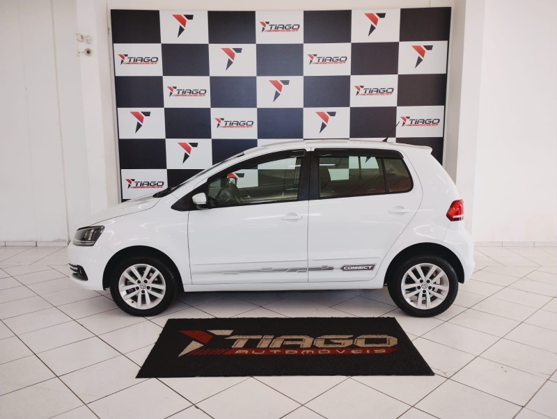 VOLKSWAGEN FOX 1.6 CONNECT 8V 2020/2020 TIAGO AUTOMÓVEIS VENÂNCIO AIRES / Carros no Vale