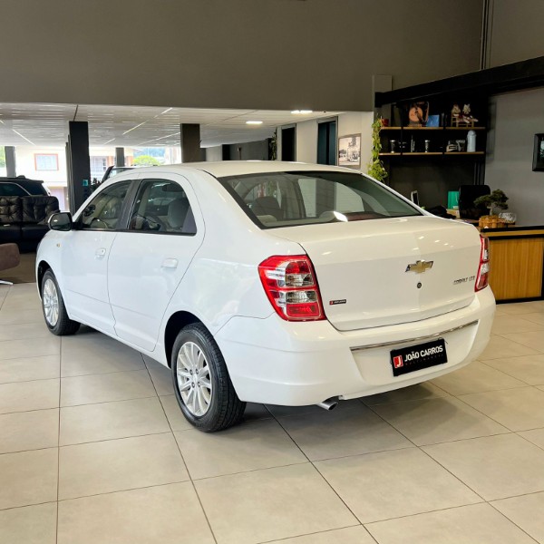 CHEVROLET COBALT 1.4 LTZ 8V 2013/2013 JOÃO CARROS MULTIMARCAS GUAPORÉ / Carros no Vale