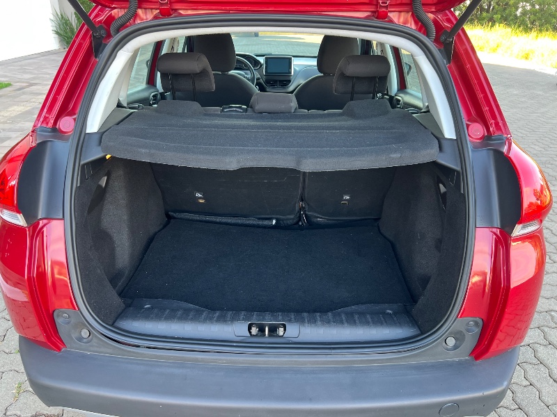 PEUGEOT 2008 1.6 16V FLEX GRIFFE 4P AUTOMÁTICO 2018/2018 ELY AUTOMÓVEIS LAJEADO / Carros no Vale