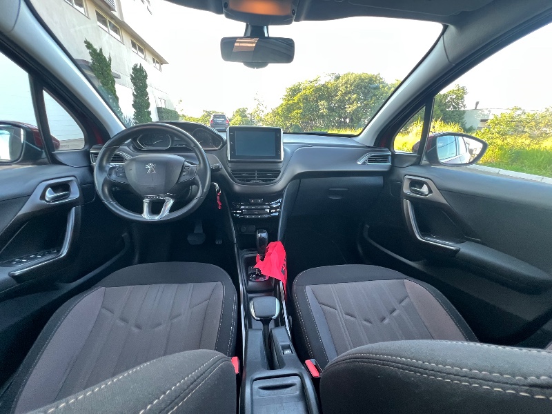 PEUGEOT 2008 1.6 16V FLEX GRIFFE 4P AUTOMÁTICO 2018/2018 ELY AUTOMÓVEIS LAJEADO / Carros no Vale