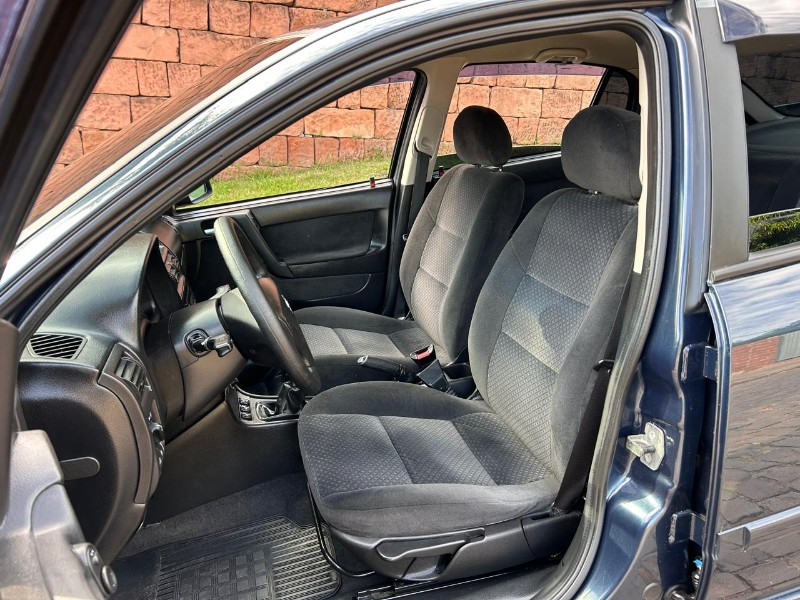 CHEVROLET ASTRA ADVANTAGE 2.0 MPFI 8V FLEXPOWER 5P 2010/2010 LS MULTIMARCAS VENÂNCIO AIRES / Carros no Vale