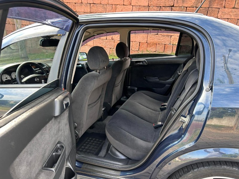 CHEVROLET ASTRA ADVANTAGE 2.0 MPFI 8V FLEXPOWER 5P 2010/2010 LS MULTIMARCAS VENÂNCIO AIRES / Carros no Vale