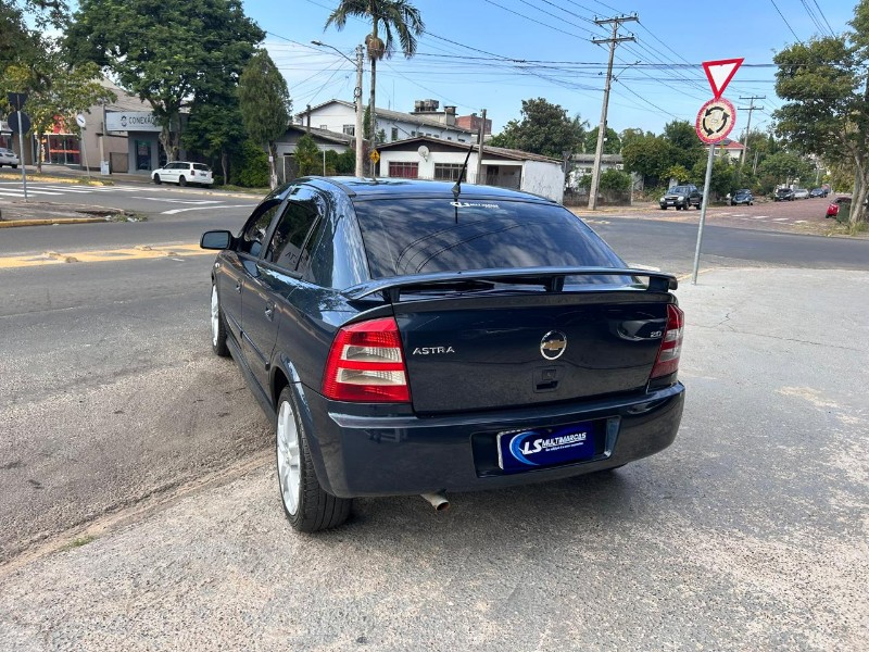 CHEVROLET ASTRA ADVANTAGE 2.0 MPFI 8V FLEXPOWER 5P 2010/2010 LS MULTIMARCAS VENÂNCIO AIRES / Carros no Vale