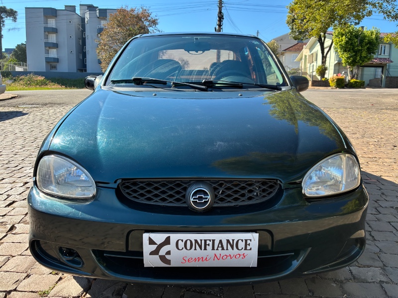 CHEVROLET CORSA SEDAN 1.0 MPFI 8V 71CV 4P 2001/2001 COMPLETO VEÍCULOS GUAPORÉ / Carros no Vale