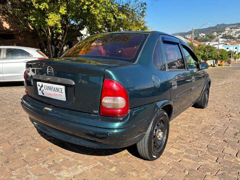 CHEVROLET CORSA SEDAN 1.0 MPFI 8V 71CV 4P 2001/2001 COMPLETO VEÍCULOS GUAPORÉ / Carros no Vale