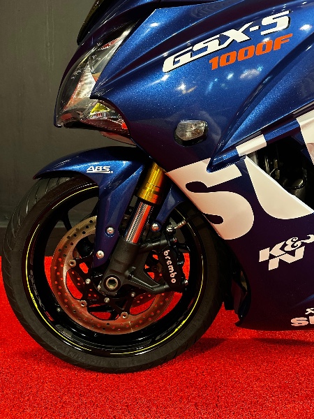 SUZUKI GSX-S 1000 FA 2017/2017 EXCLUSIVO VEÍCULOS SANTA CRUZ DO SUL / Carros no Vale