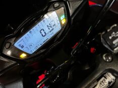 SUZUKI GSX-S 1000 FA 2017/2017 EXCLUSIVO VEÍCULOS SANTA CRUZ DO SUL / Carros no Vale