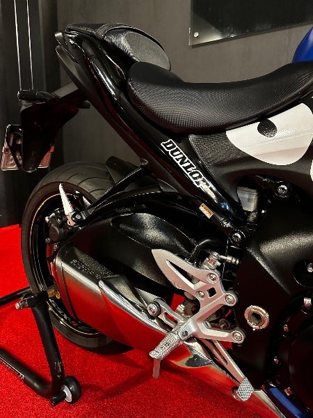 SUZUKI GSX-S 1000 FA 2017/2017 EXCLUSIVO VEÍCULOS SANTA CRUZ DO SUL / Carros no Vale
