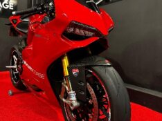 DUCATI 1199 PANIGALE S /2012 EXCLUSIVO VEÍCULOS SANTA CRUZ DO SUL / Carros no Vale