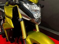 HONDA MOTOS CB 1000R /2012 EXCLUSIVO VEÍCULOS SANTA CRUZ DO SUL / Carros no Vale