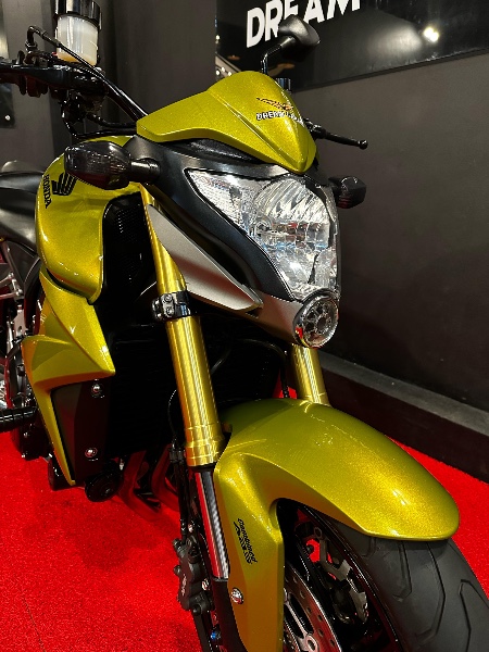 HONDA MOTOS CB 1000R /2012 EXCLUSIVO VEÍCULOS SANTA CRUZ DO SUL / Carros no Vale