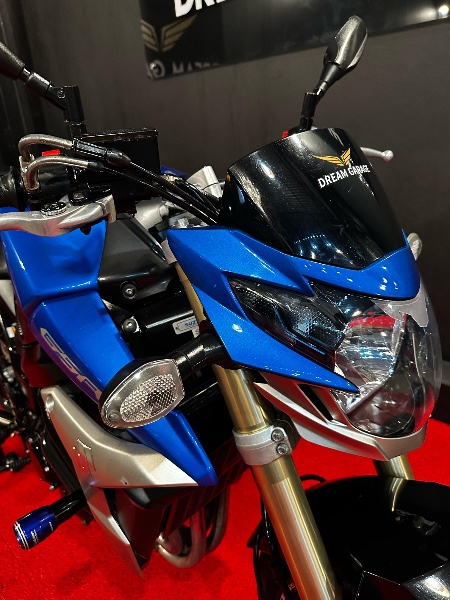 SUZUKI MOTOS GSR 750 /2014 EXCLUSIVO VEÍCULOS SANTA CRUZ DO SUL / Carros no Vale