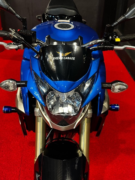 SUZUKI MOTOS GSR 750 /2014 EXCLUSIVO VEÍCULOS SANTA CRUZ DO SUL / Carros no Vale