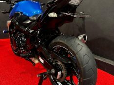 SUZUKI MOTOS GSR 750 /2014 EXCLUSIVO VEÍCULOS SANTA CRUZ DO SUL / Carros no Vale