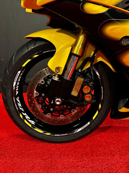 YAMAHA YZF-R6 /2008 EXCLUSIVO VEÍCULOS SANTA CRUZ DO SUL / Carros no Vale