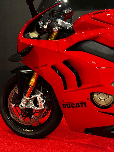 DUCATI PANIGALE /2021 EXCLUSIVO VEÍCULOS SANTA CRUZ DO SUL / Carros no Vale