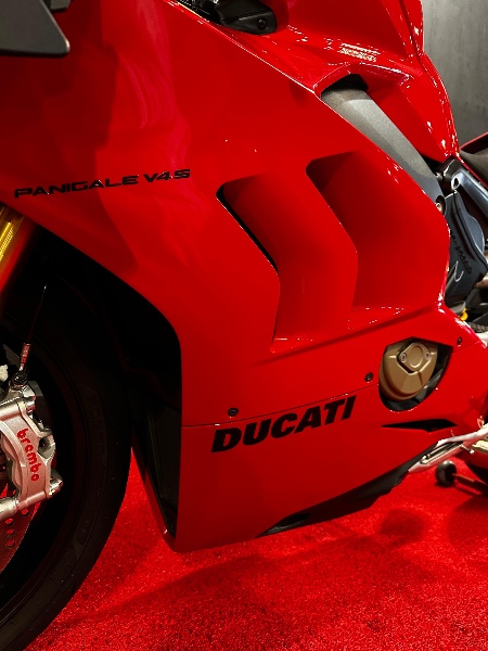DUCATI PANIGALE /2021 EXCLUSIVO VEÍCULOS SANTA CRUZ DO SUL / Carros no Vale